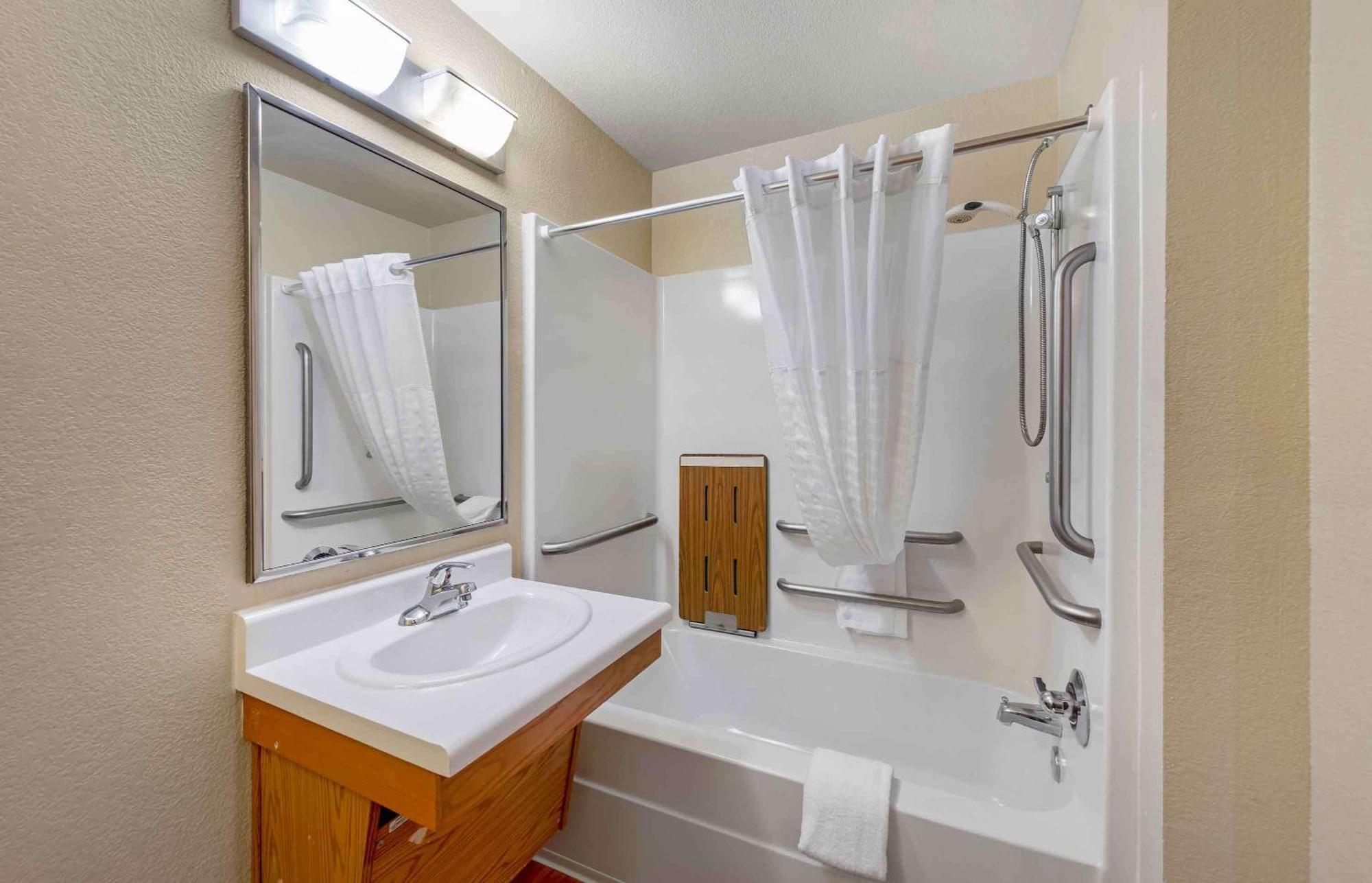 Extended Stay America Select Suites - Indianapolis - Плейнфийлд Екстериор снимка